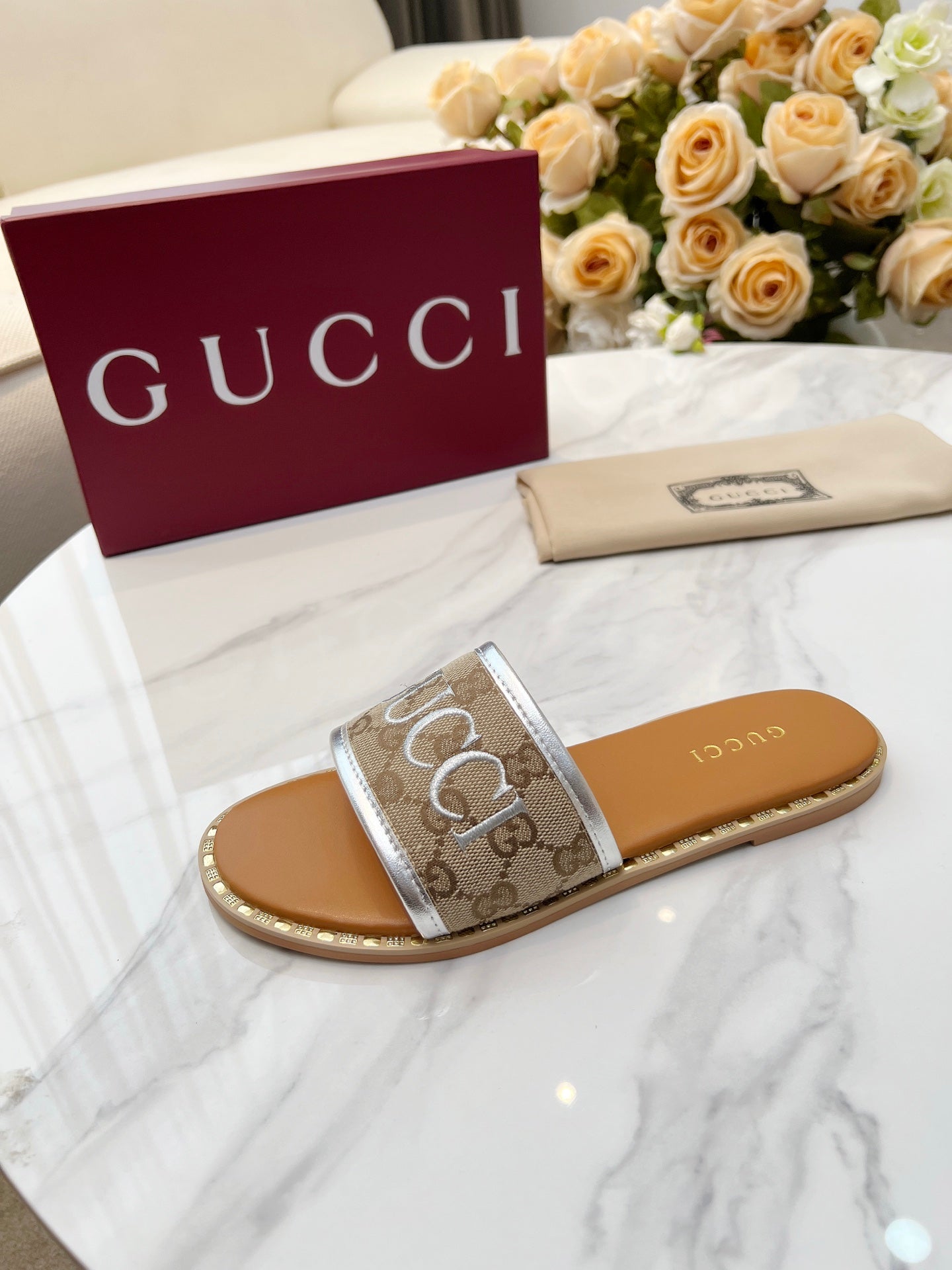 255QB29Z Popular Slippers