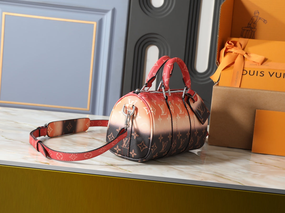 146PE31B Popular leather bag