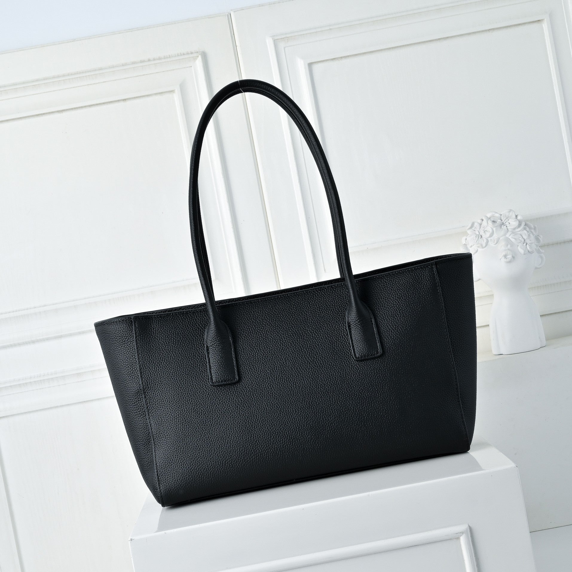 B1P46C178 Popular leather bag