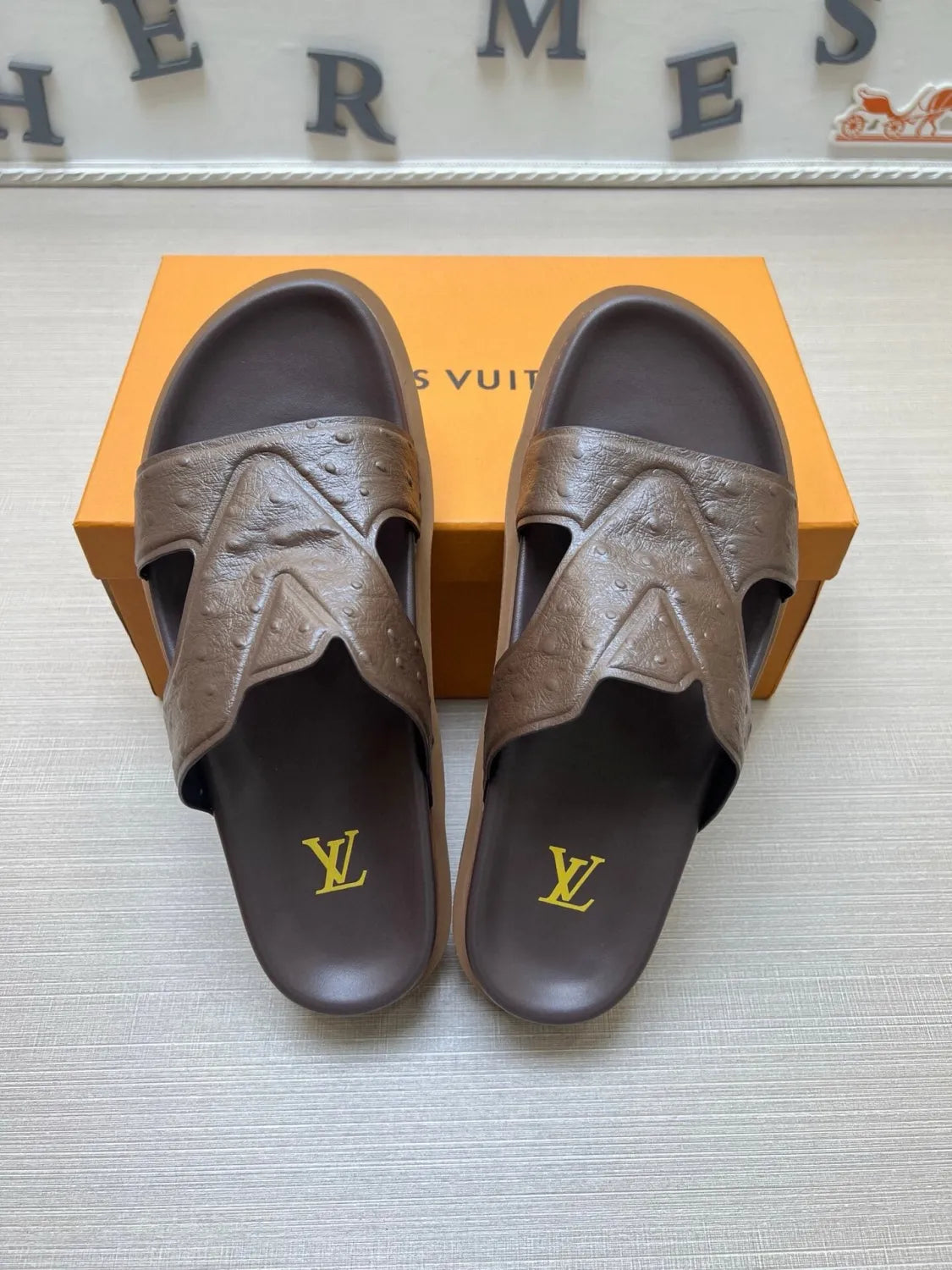 5LE227Z Popular Slippers