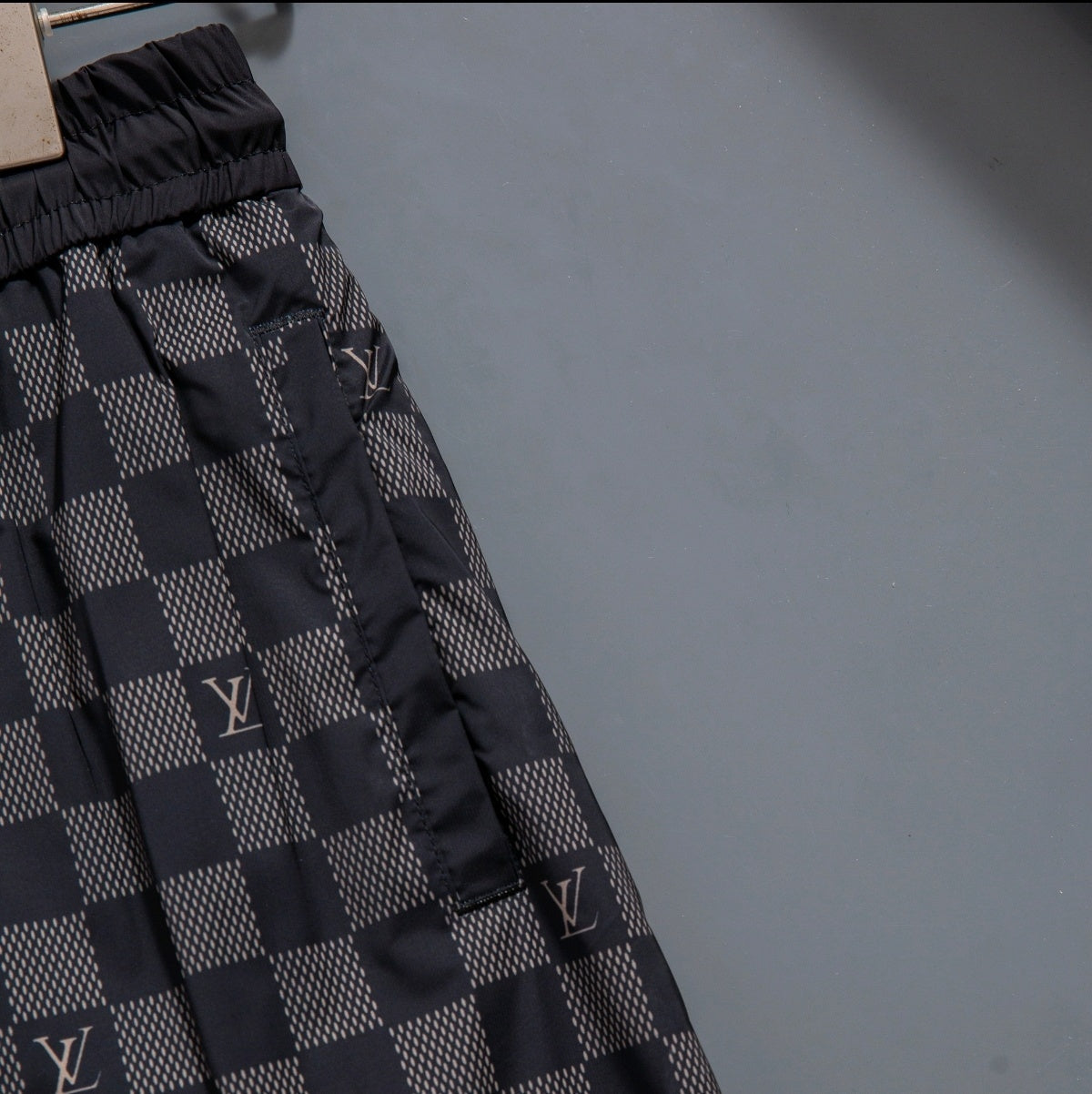 136NE23U Popular shorts
