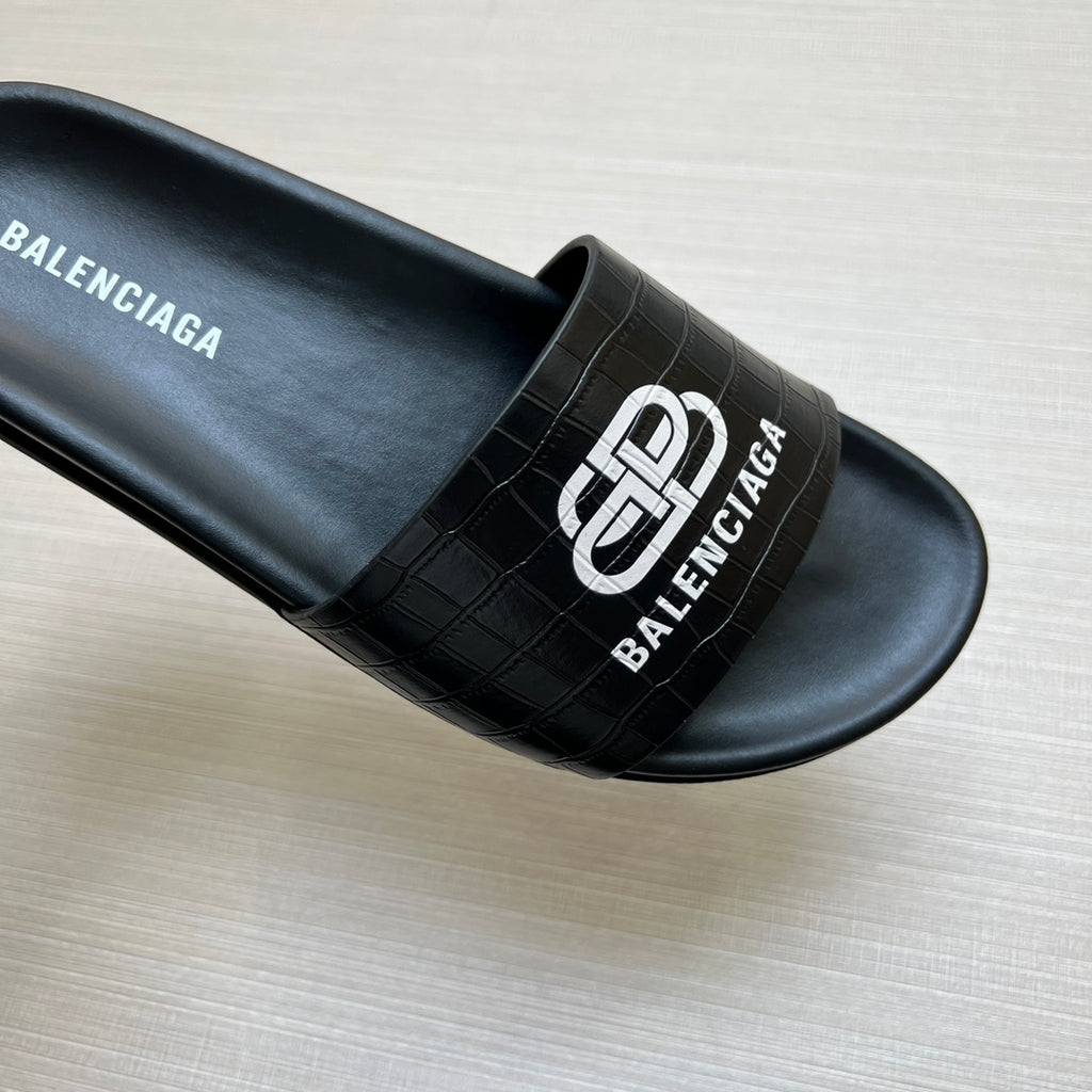 54J99Z Popular slippers