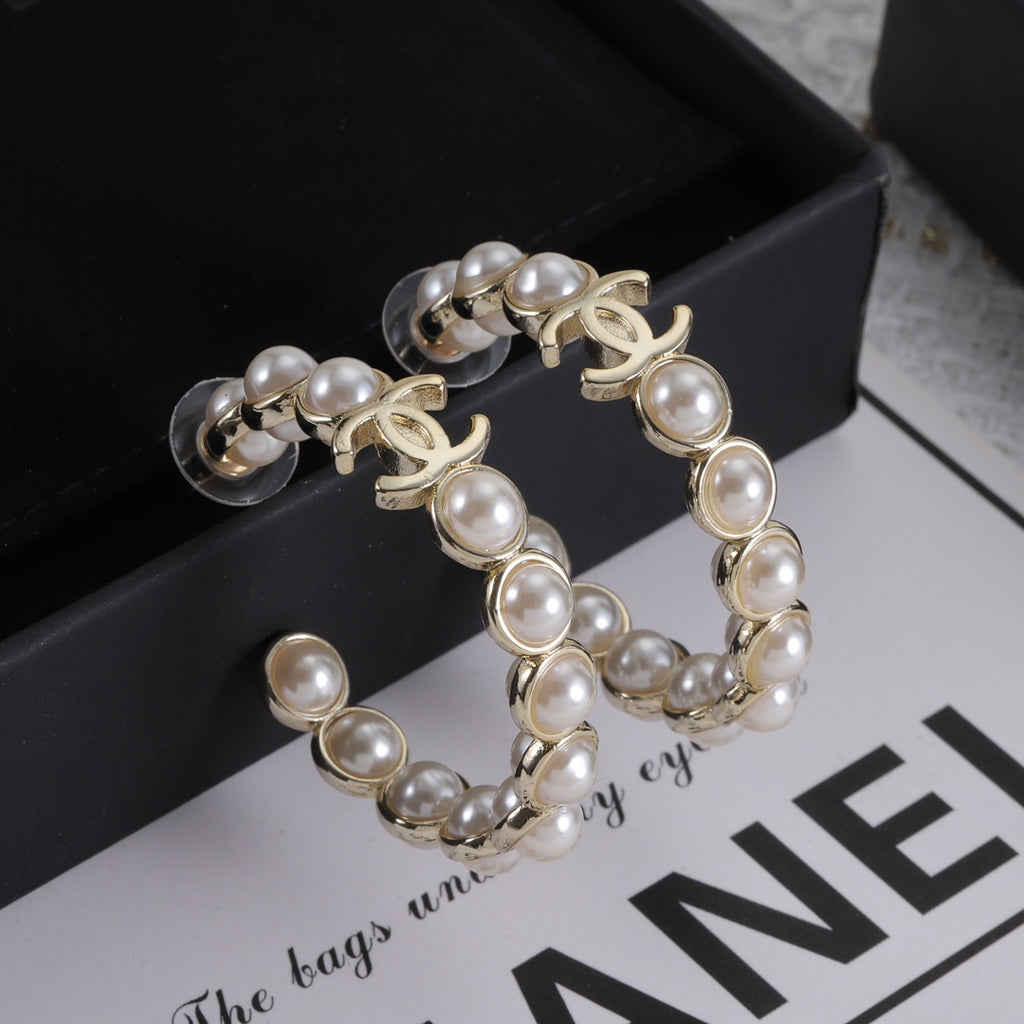 14C357E Popular  Earrings