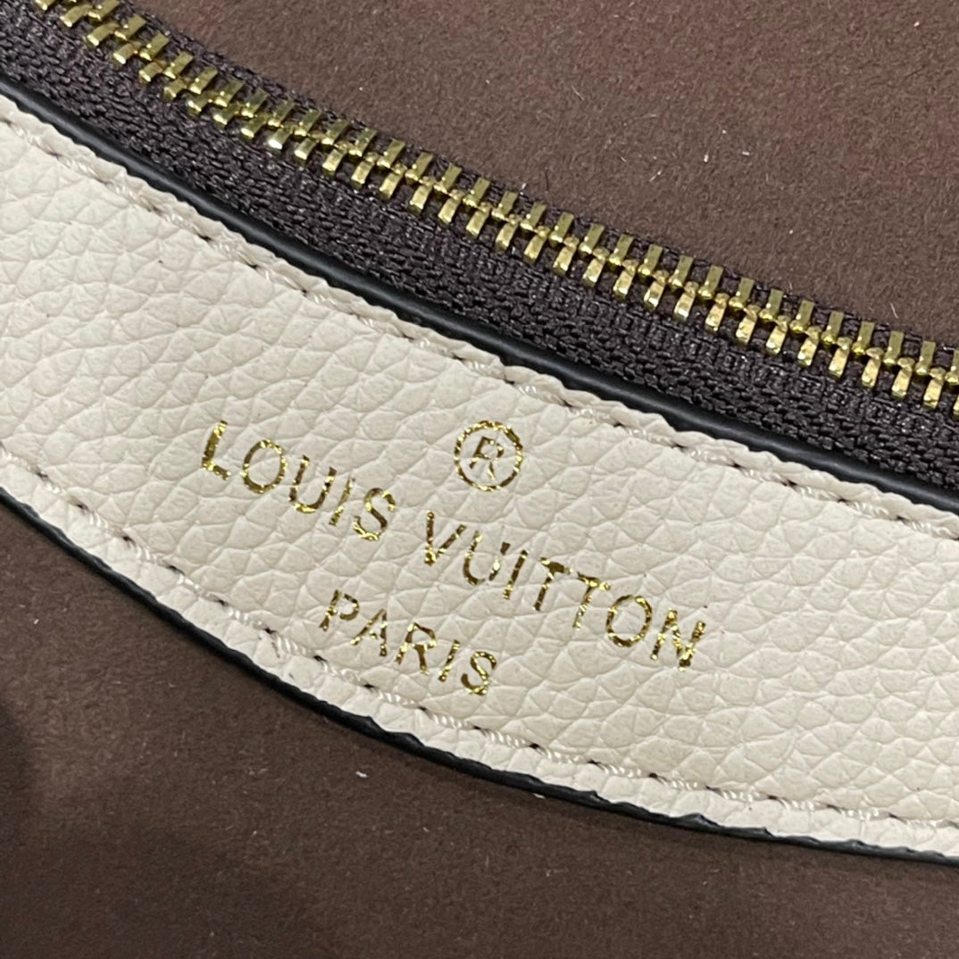 2XE318B Popular   leather bag 