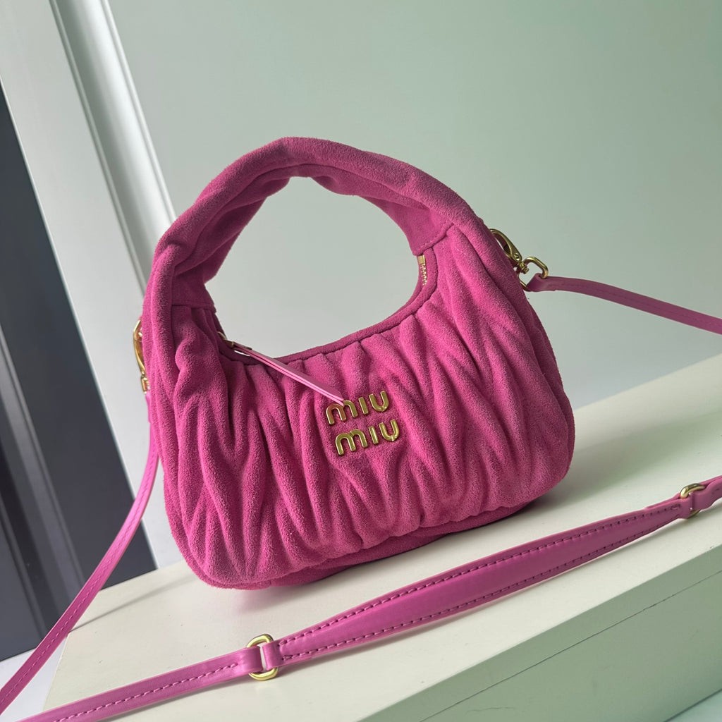 B1P46A117 Popular buckskin bag
