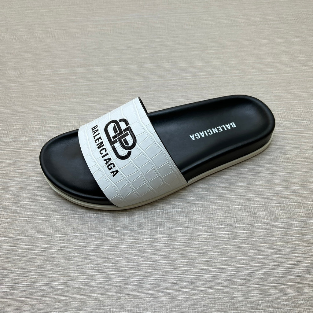 54J99Z Popular slippers