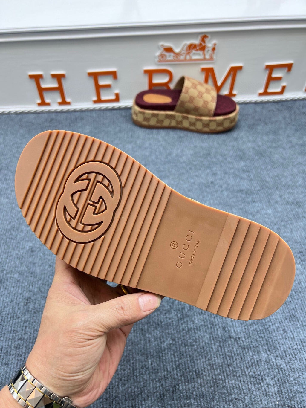 54B122Z Popular slippers  Sole thickness 5.5cm