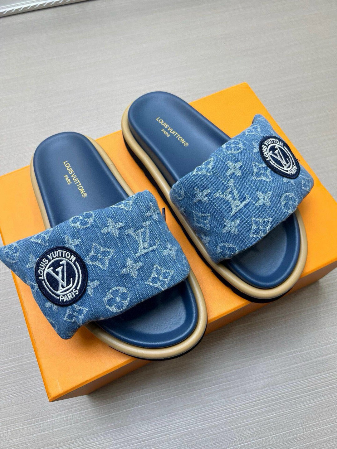 5QE7Z Popular Slippers