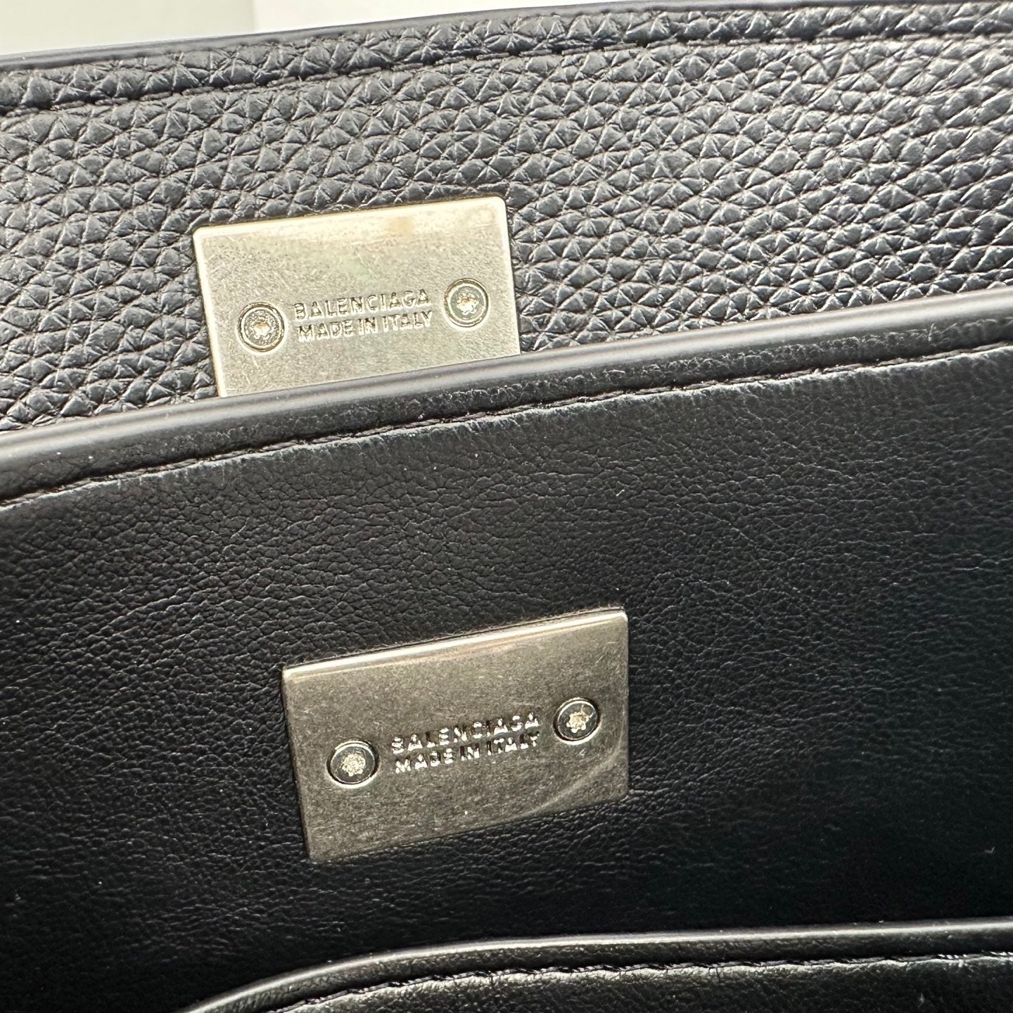 B1X56J31 Popular high-quality leather bag