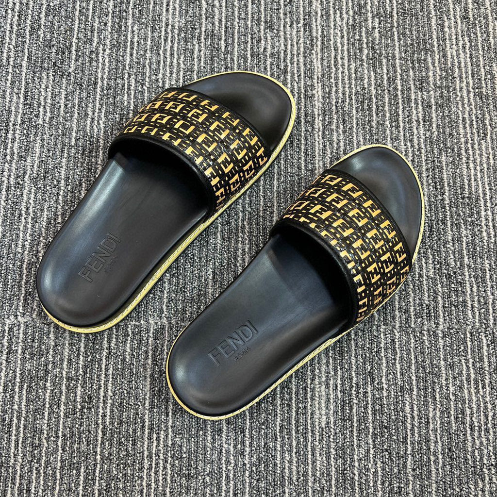 5XF104Z Popular Slippers