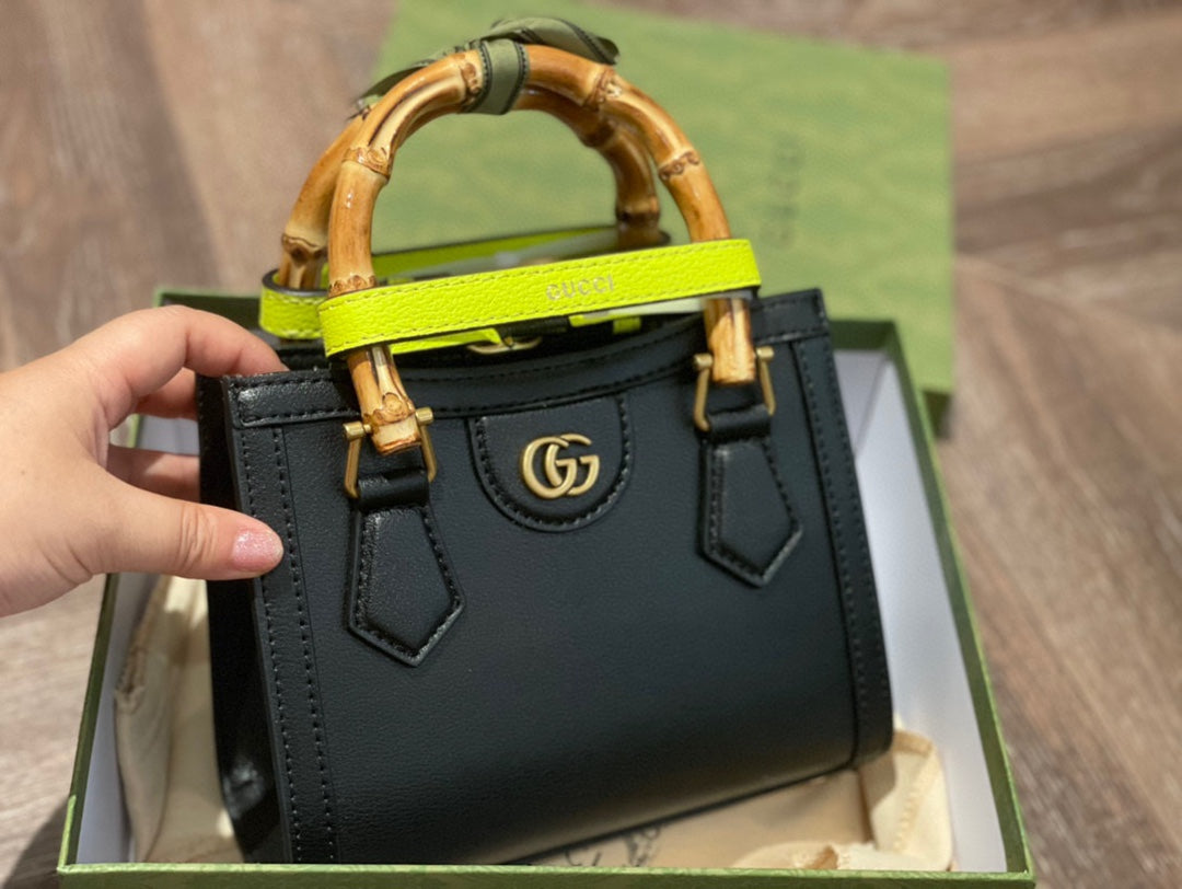 1XB118B Popular  leather bag 