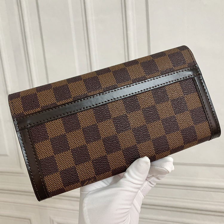 AE10B Popular leather wallets