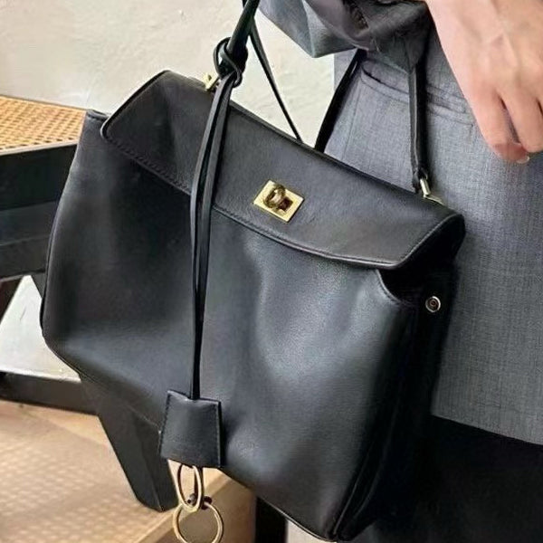 136PJ123B Popular leather bag