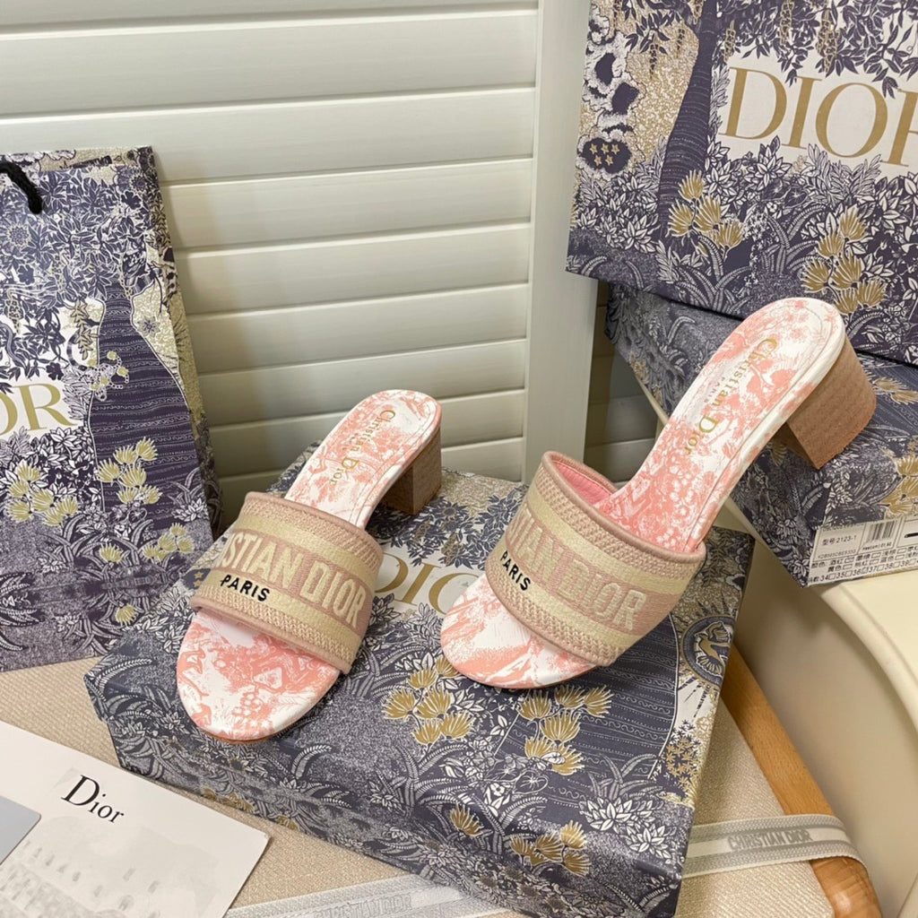 14D64Z Popular sandals