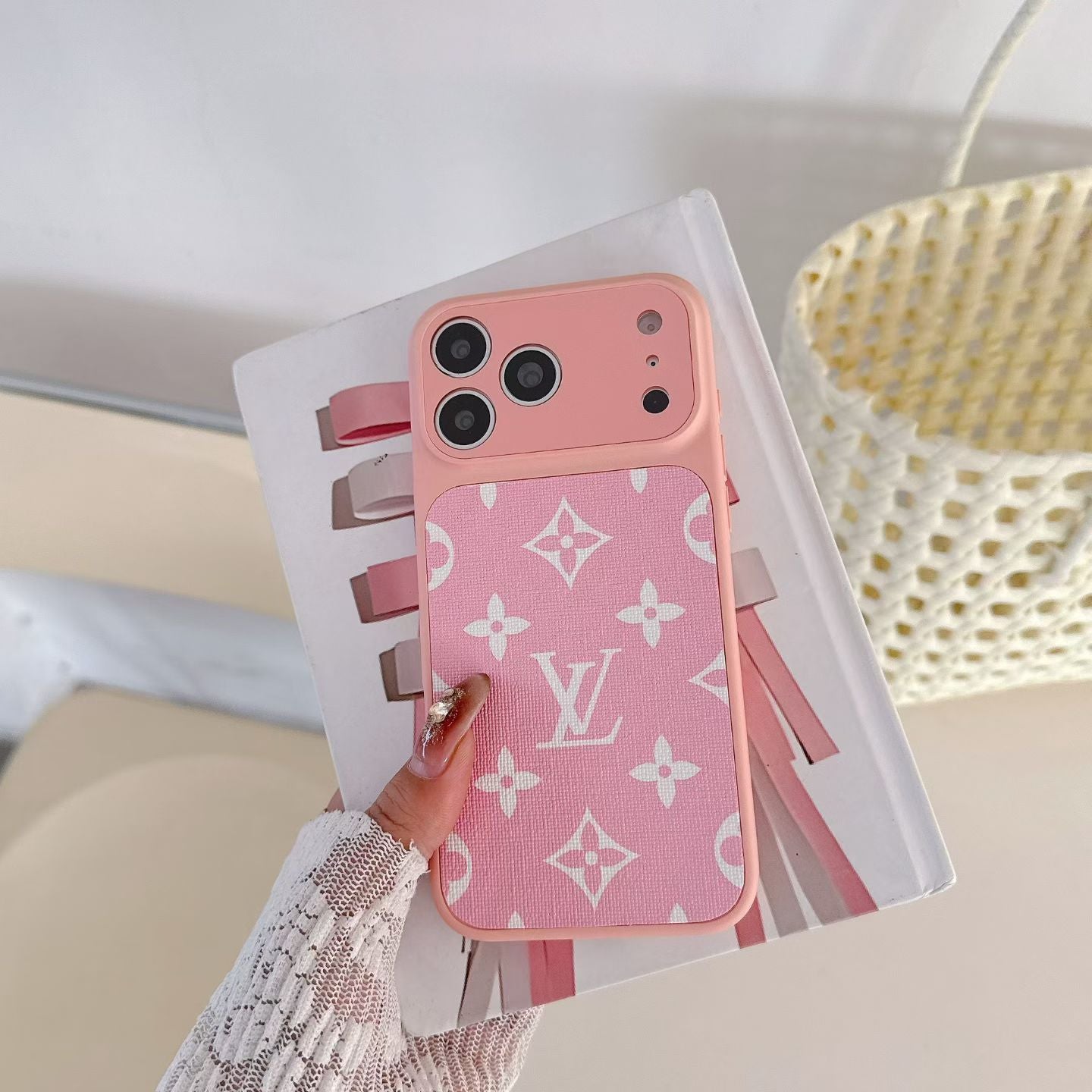 36XE18A Popular Phone Case