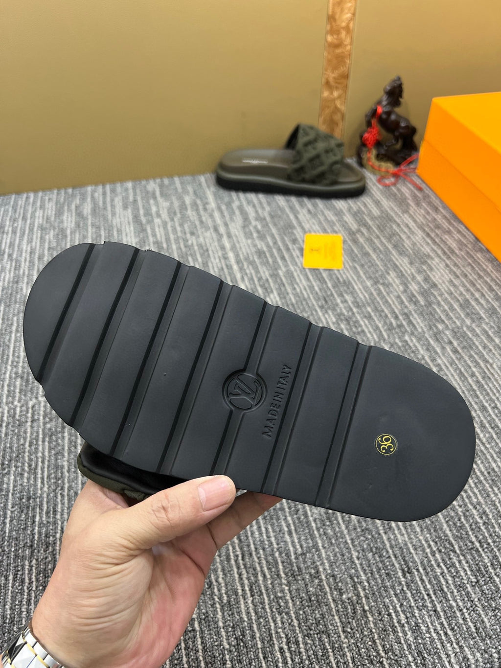 5XE119Z Popular leather quality Slippers