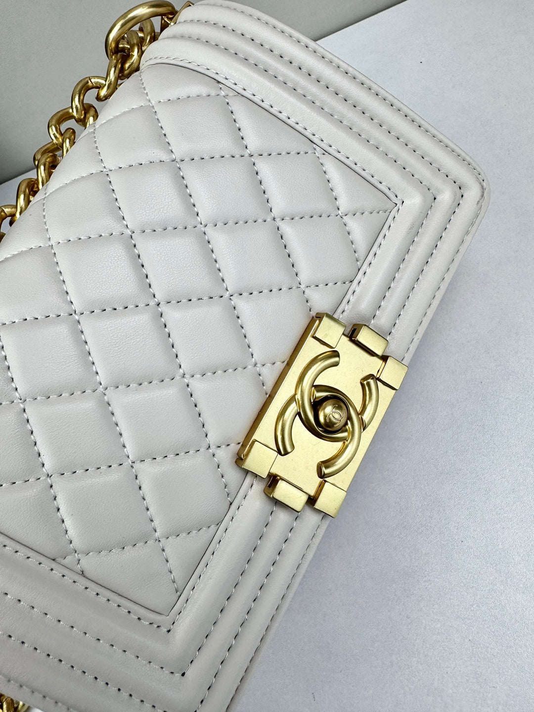 136PC16B Popular leather bag