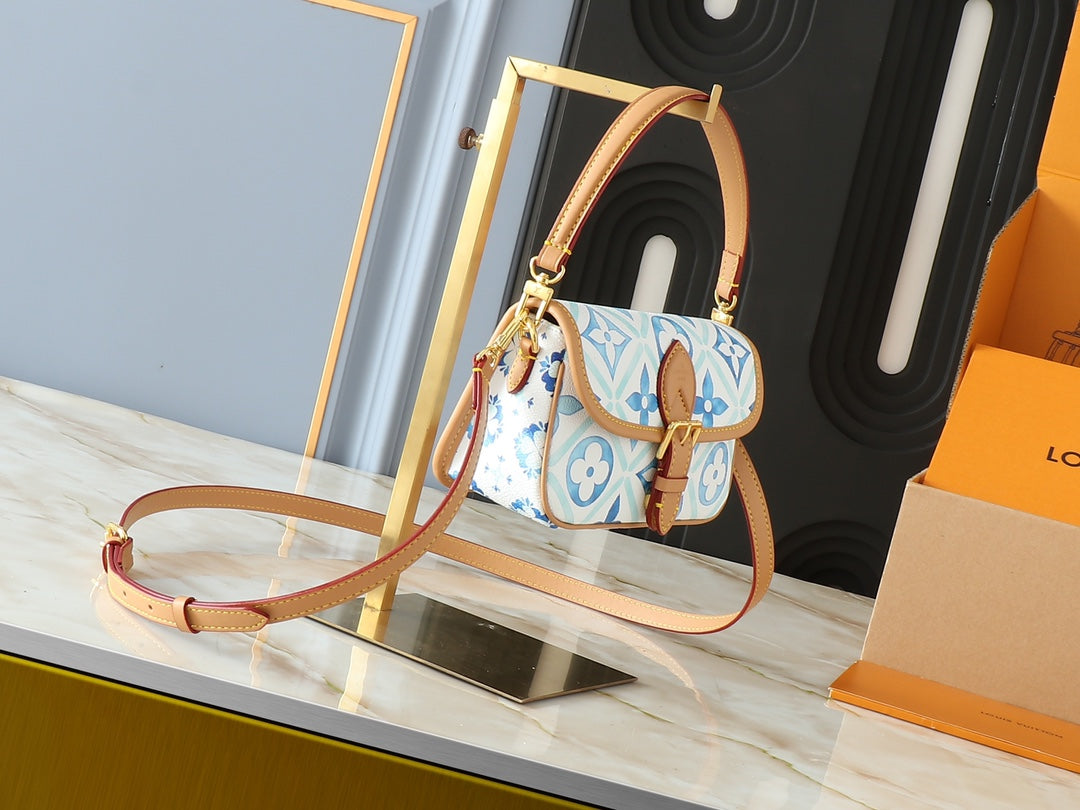 15XE2B Popular  leather bag)