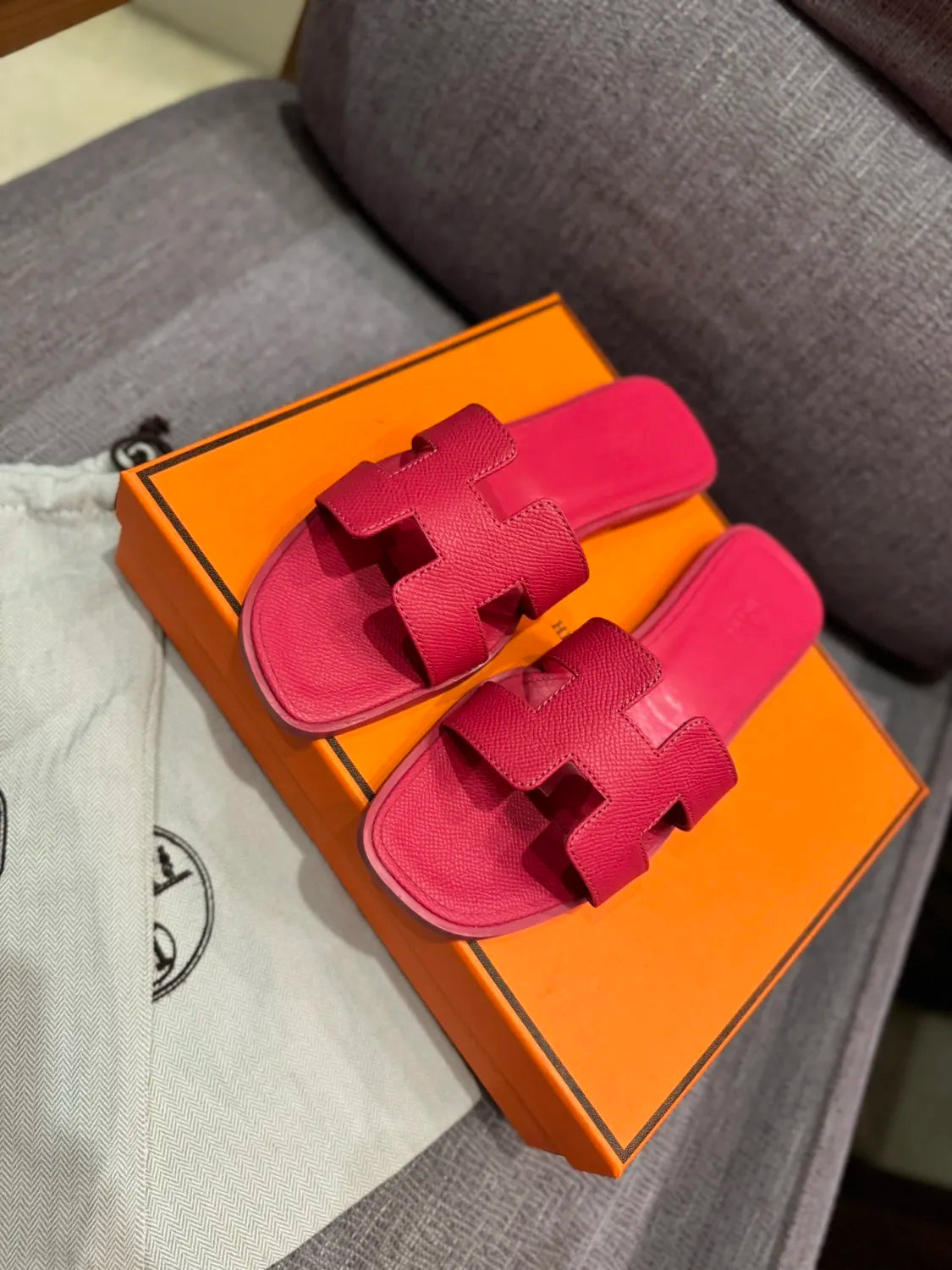 1ZH239Z Popular Slippers