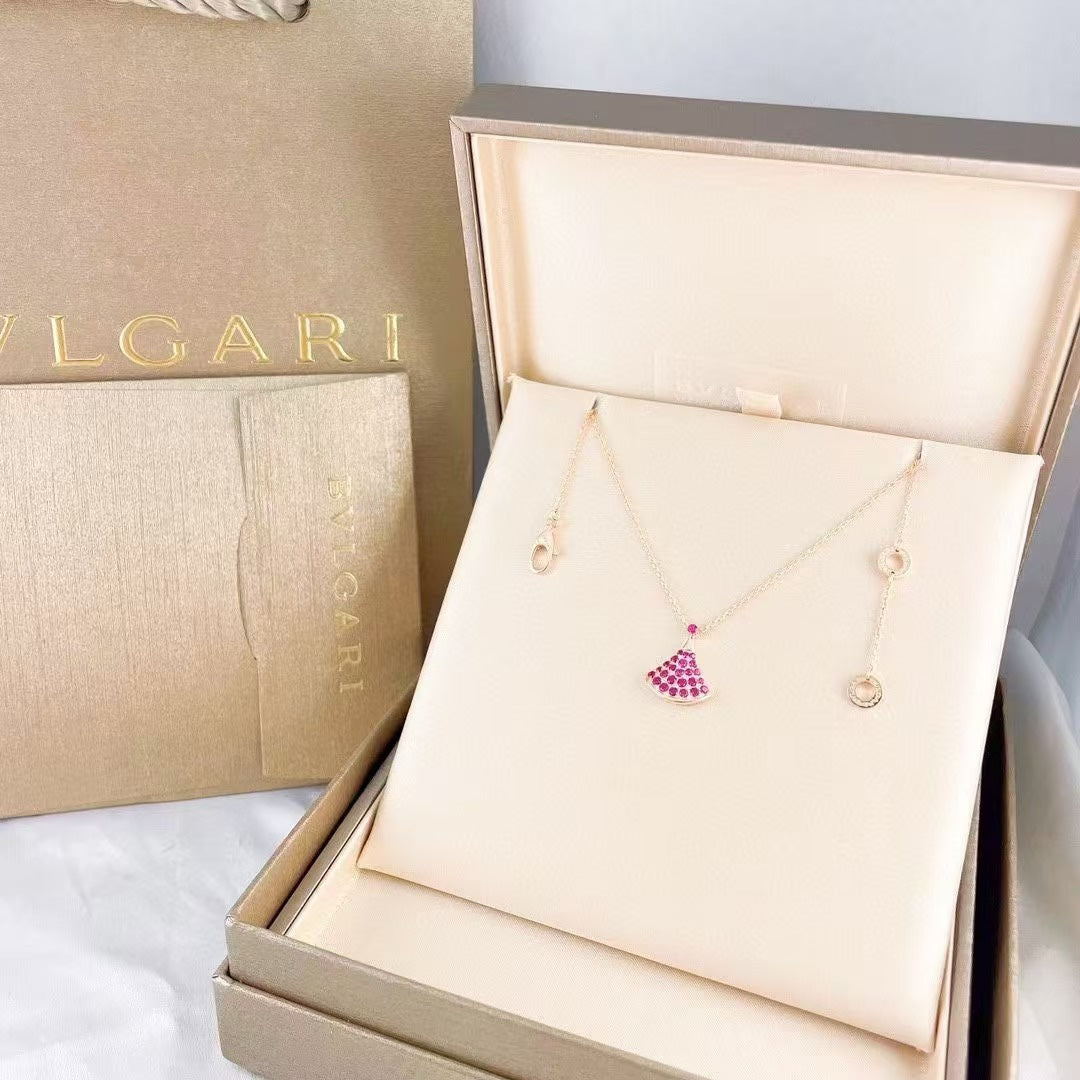 55QS414X Popular Necklaces