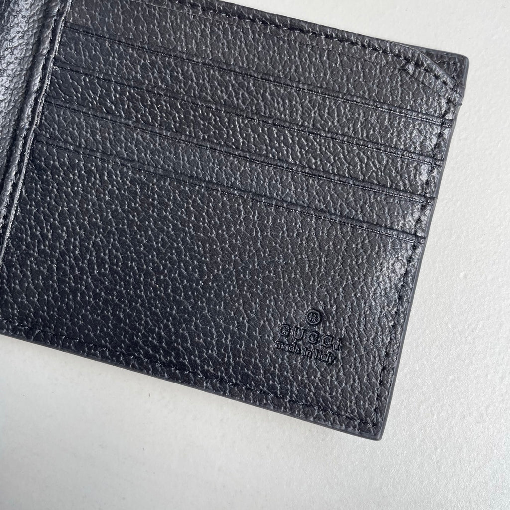 B1X46B8 Popular leather wallets ( with full packaging )
