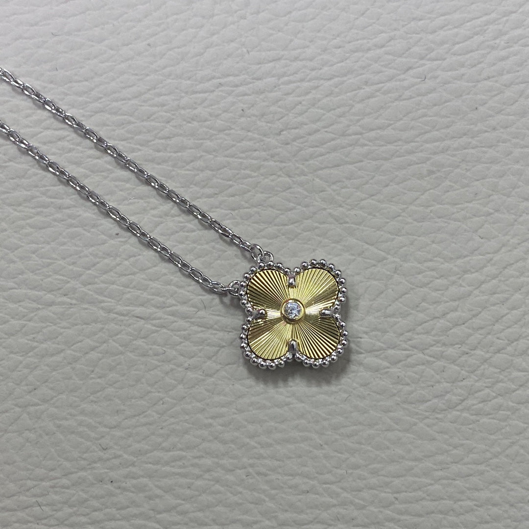 55QVA261X Popular necklaces