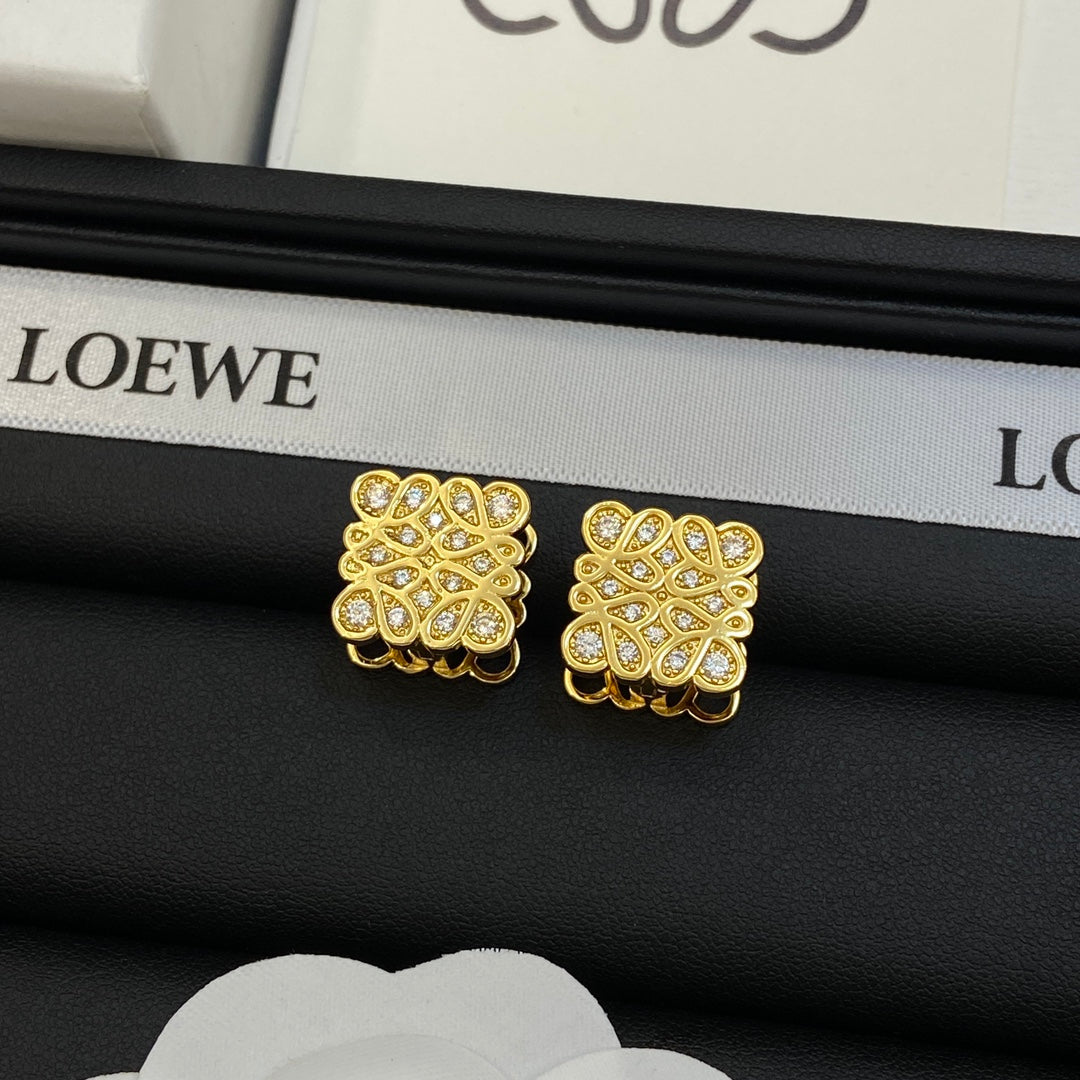 136NA2E Popular  Earrings