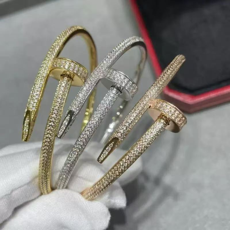 P65XK1K  Popular high quality bracelet)