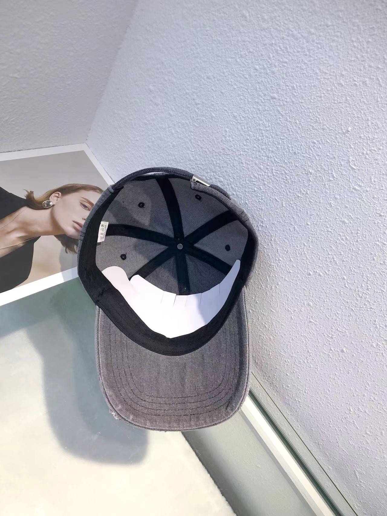 16XA11M Popular hats