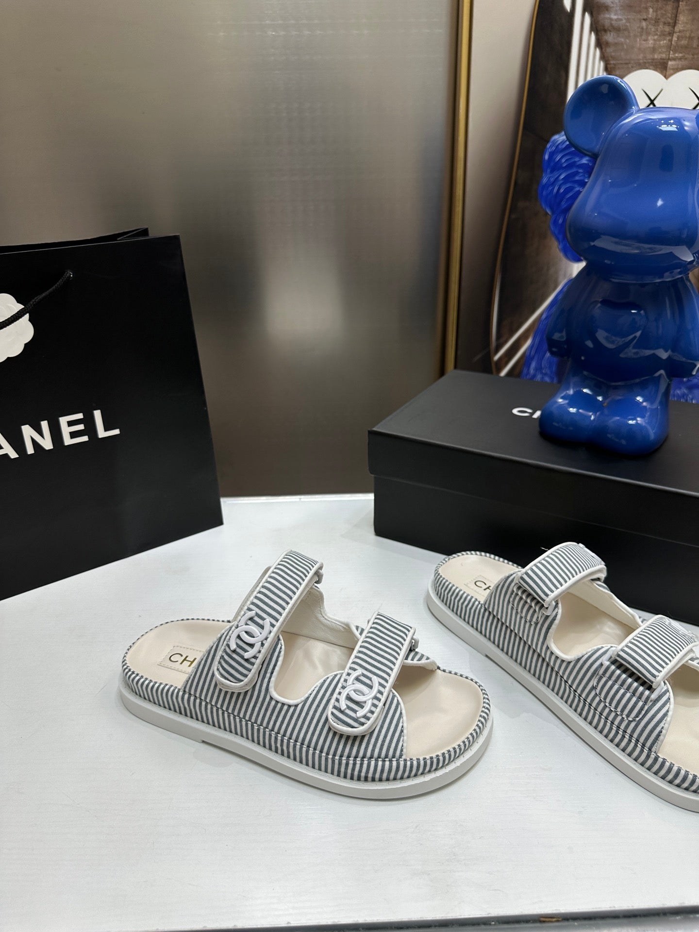 145RC1Z Popular sandals