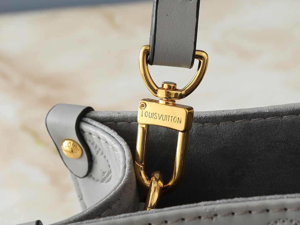 1WE93B Popular  leather bag