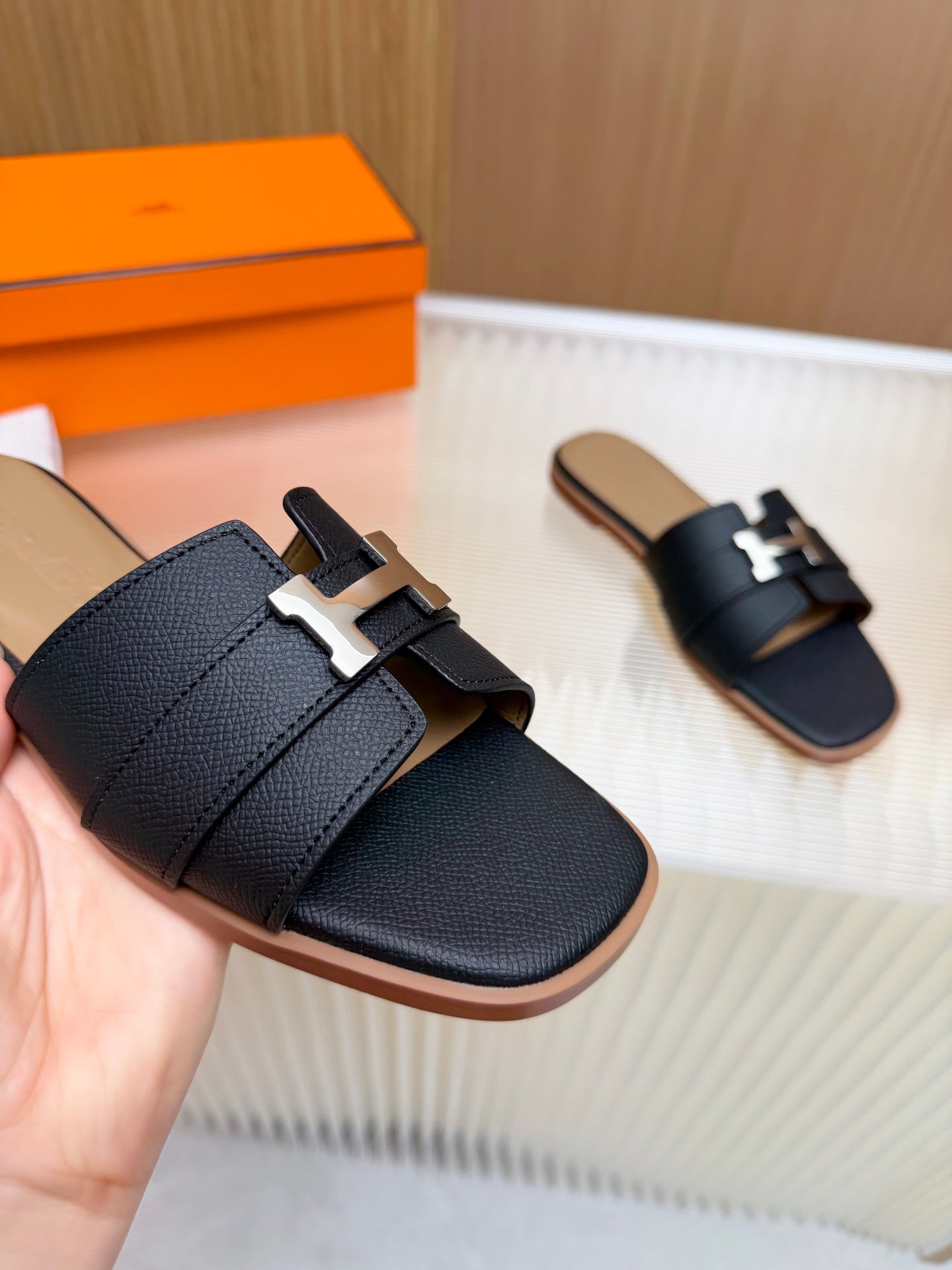 Z2X66H4 Popular high-quality leather Shoes