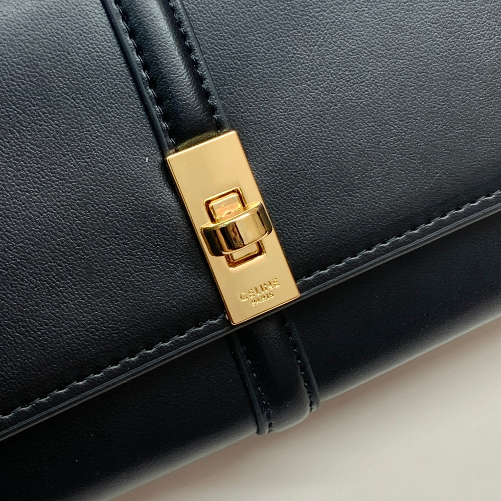 1XCL374B Popular  leather bag (with box)