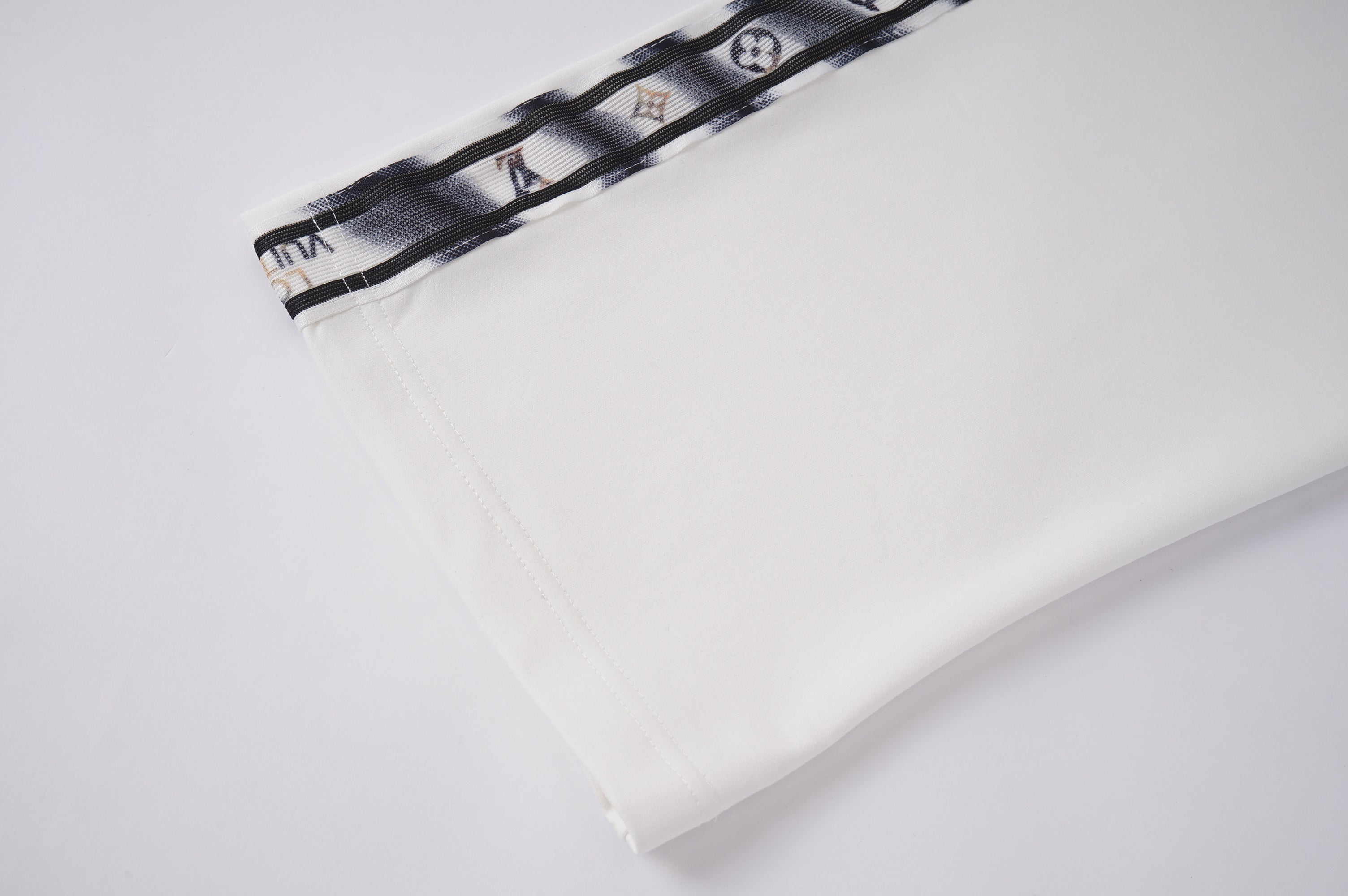 105ZE381U Popular Pants