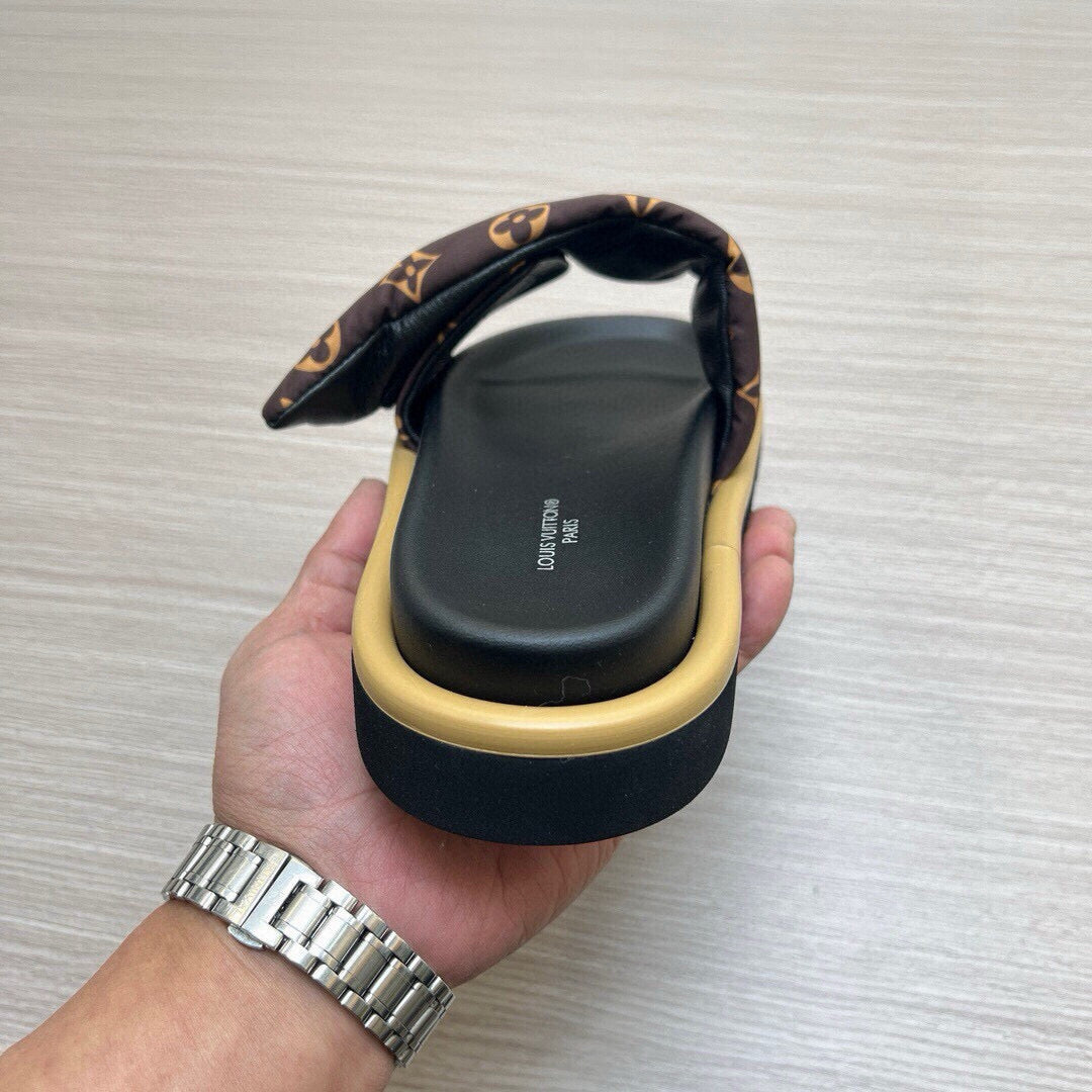 5QE10Z Popular  Slippers