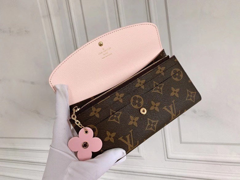 146PE55B Popular leather Wallets