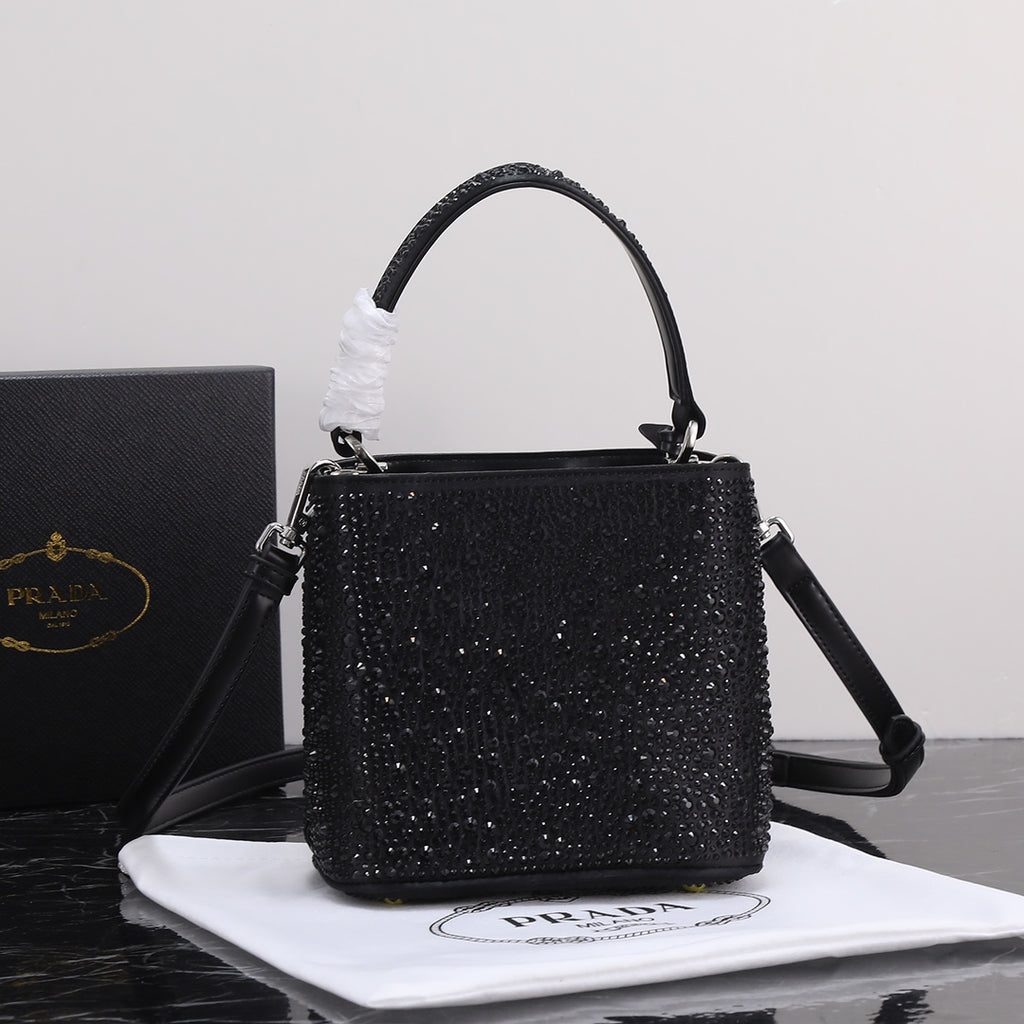 2XPD265B Popular    leather bag 