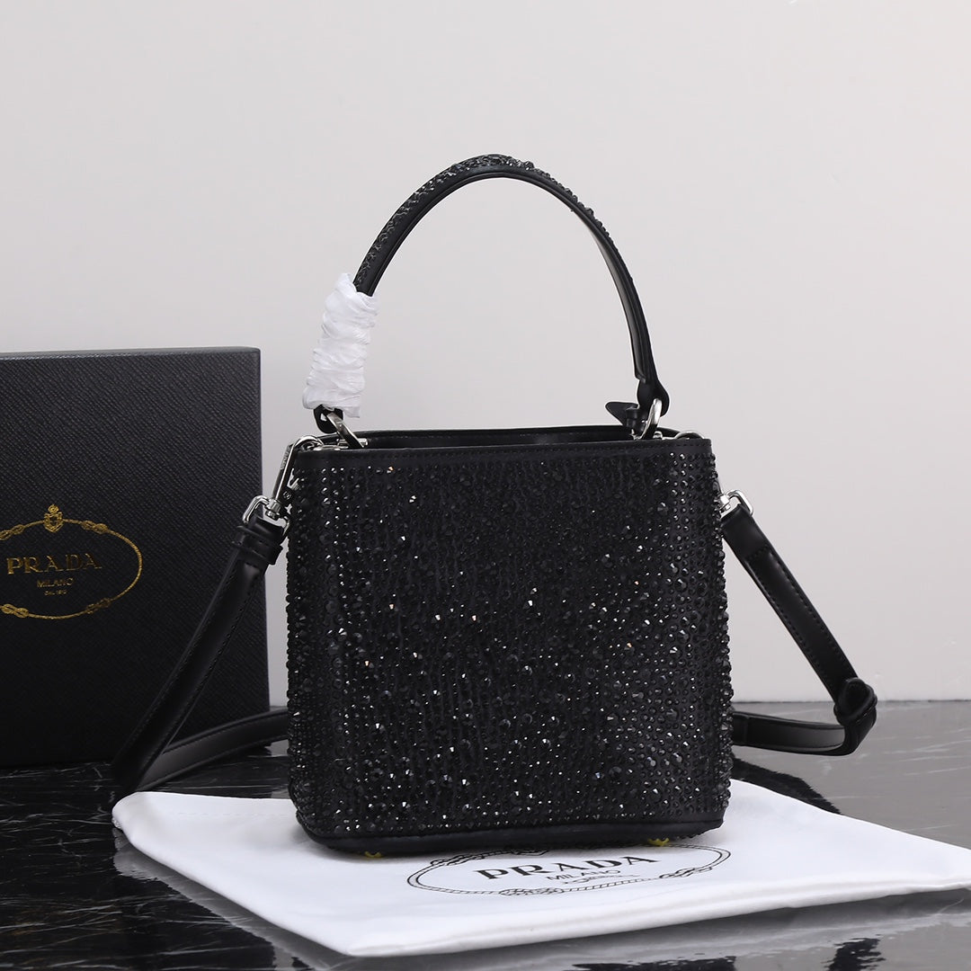 2XPD265B Popular    leather bag 