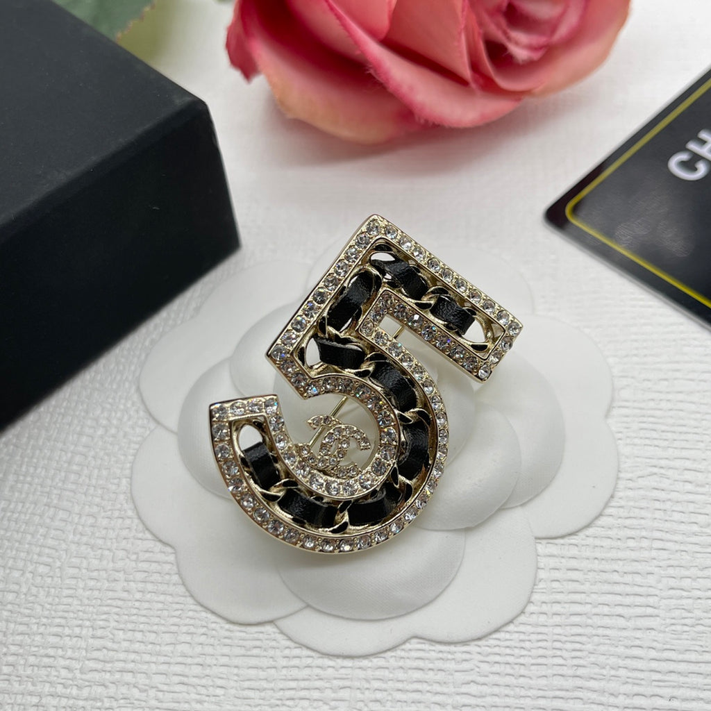 14C846E Popular Brooch
