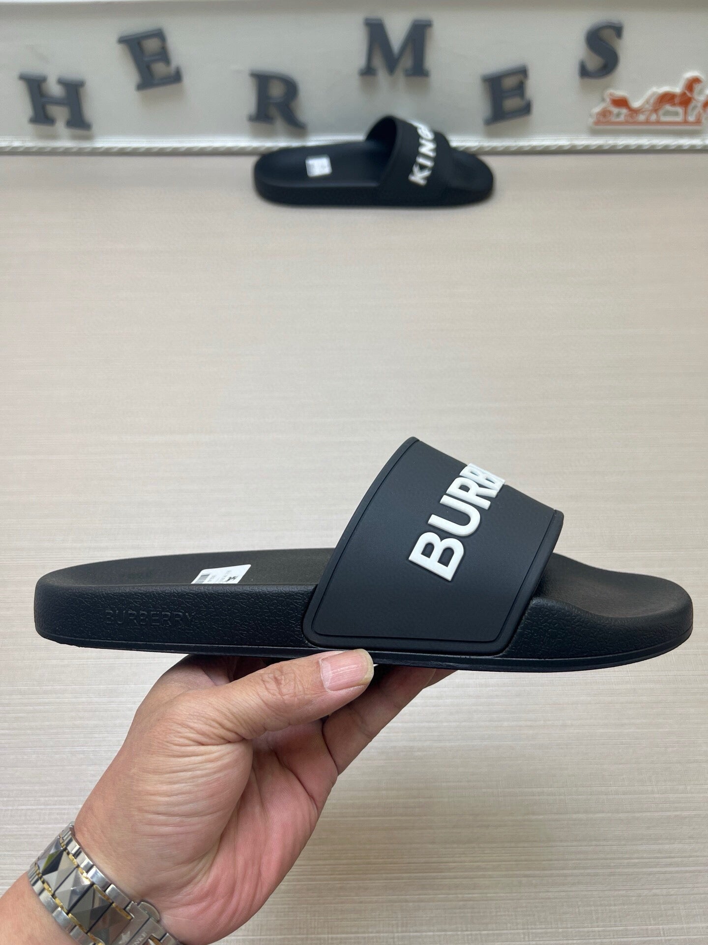 535ZR251Z Popular Slippers