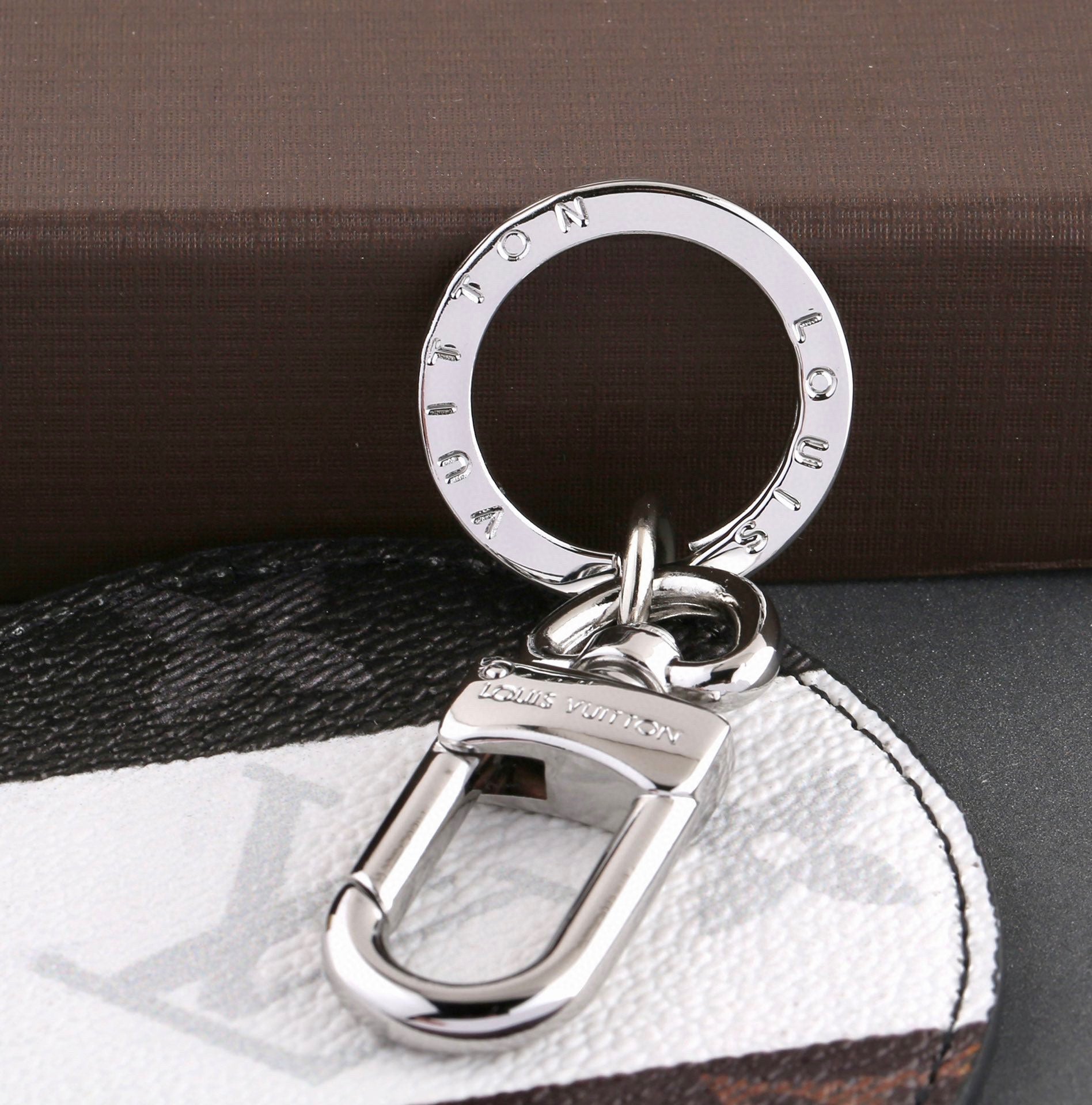 35ZE90A Popular bag 's charms accessories