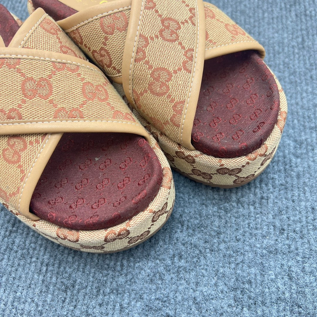 5YB69Z Popular Slippers