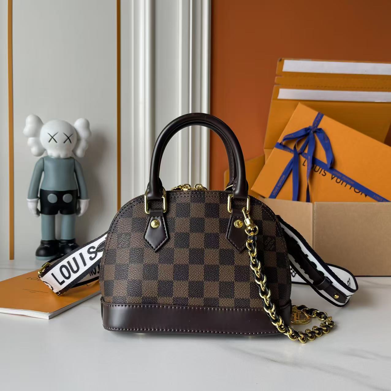 146PE95B Popular leather bag
