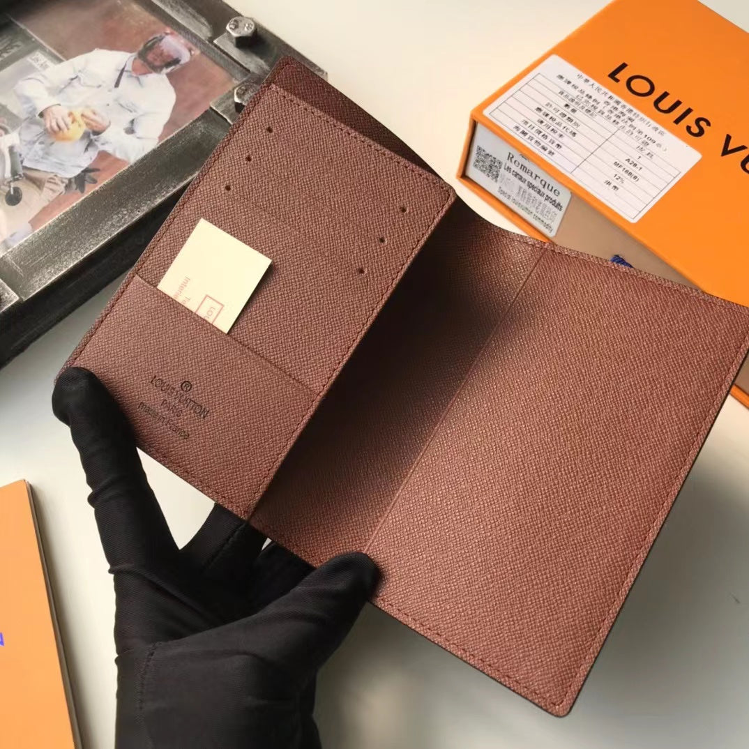 AE300B Popular  leather wallets