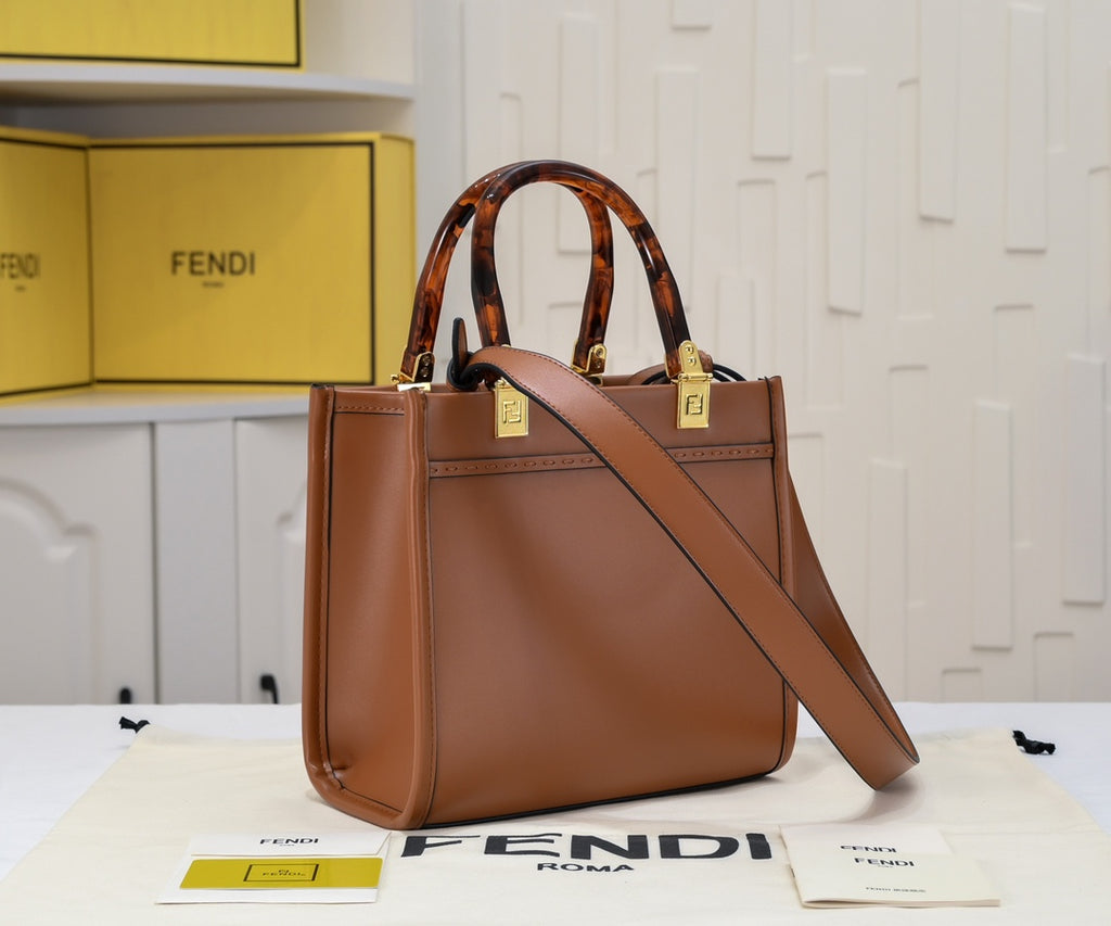 136PF101B Popular leather bag
