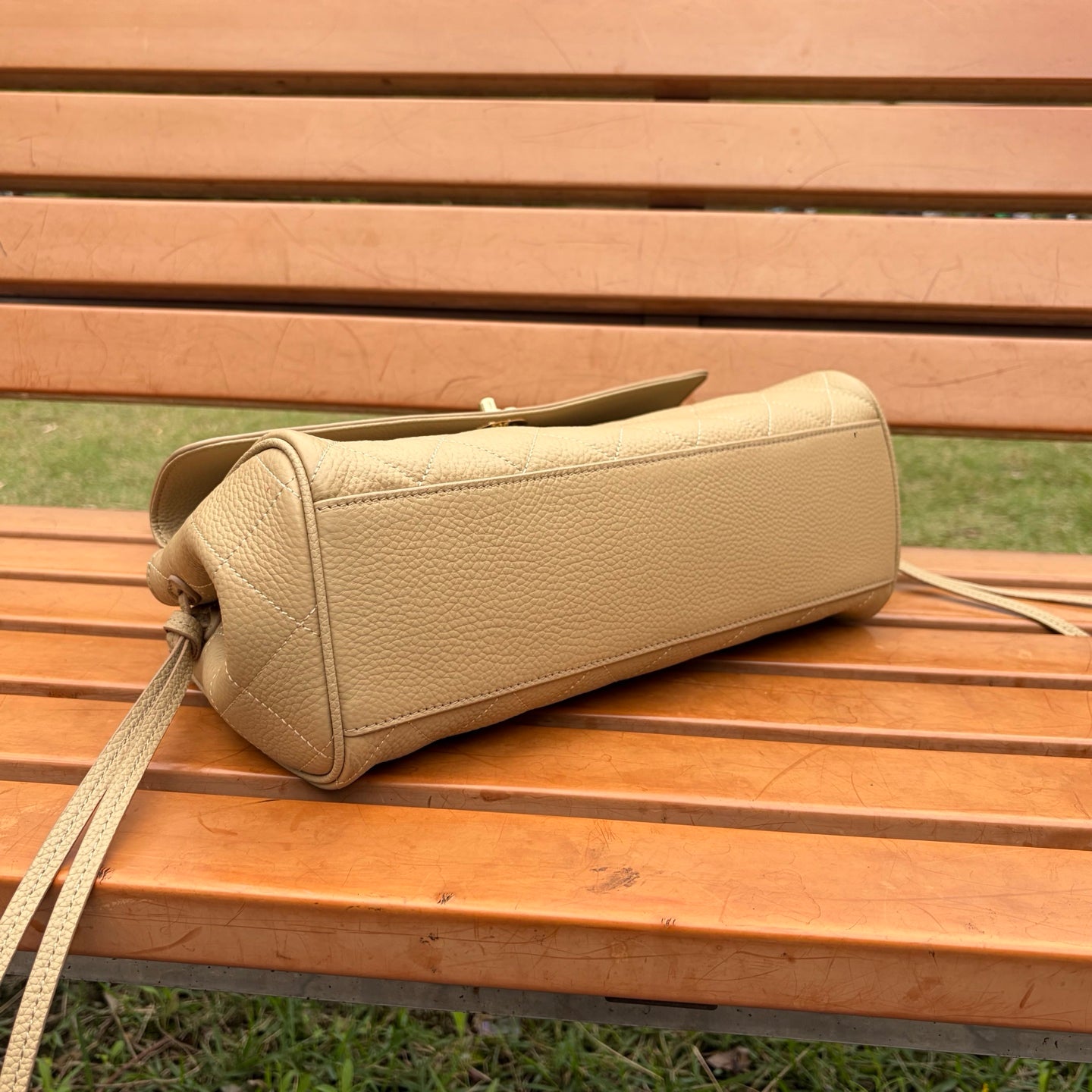 B1X66C4 Popular leather bag