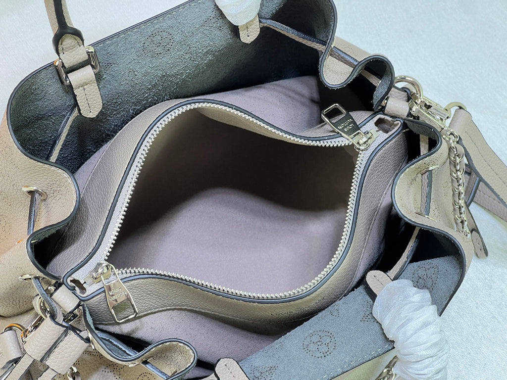 15XE13B Popular  leather bag)