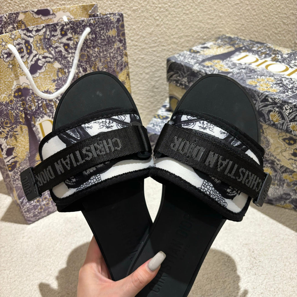 14D17Z Popular slippers