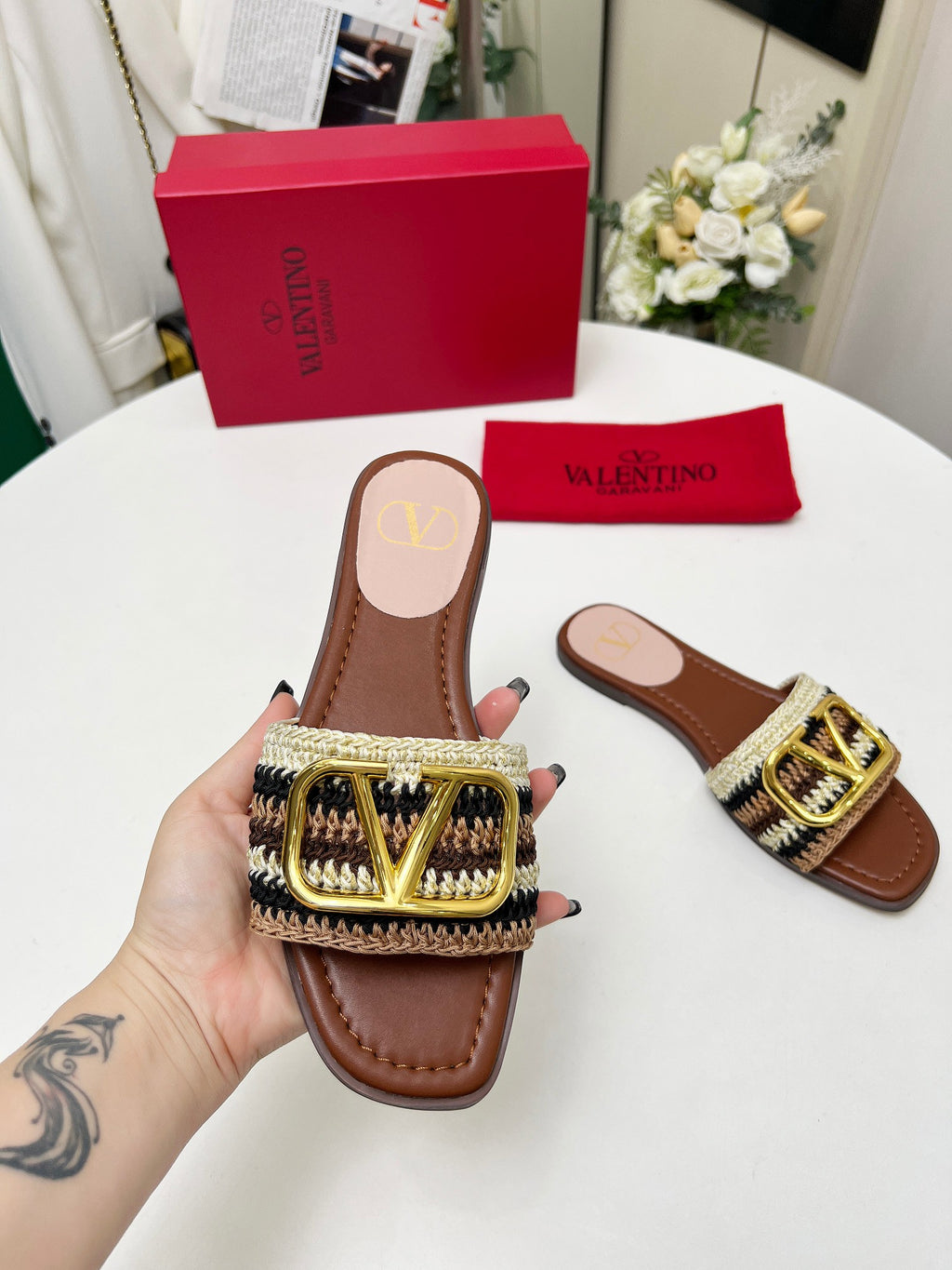255QVL31Z Popular Slippers