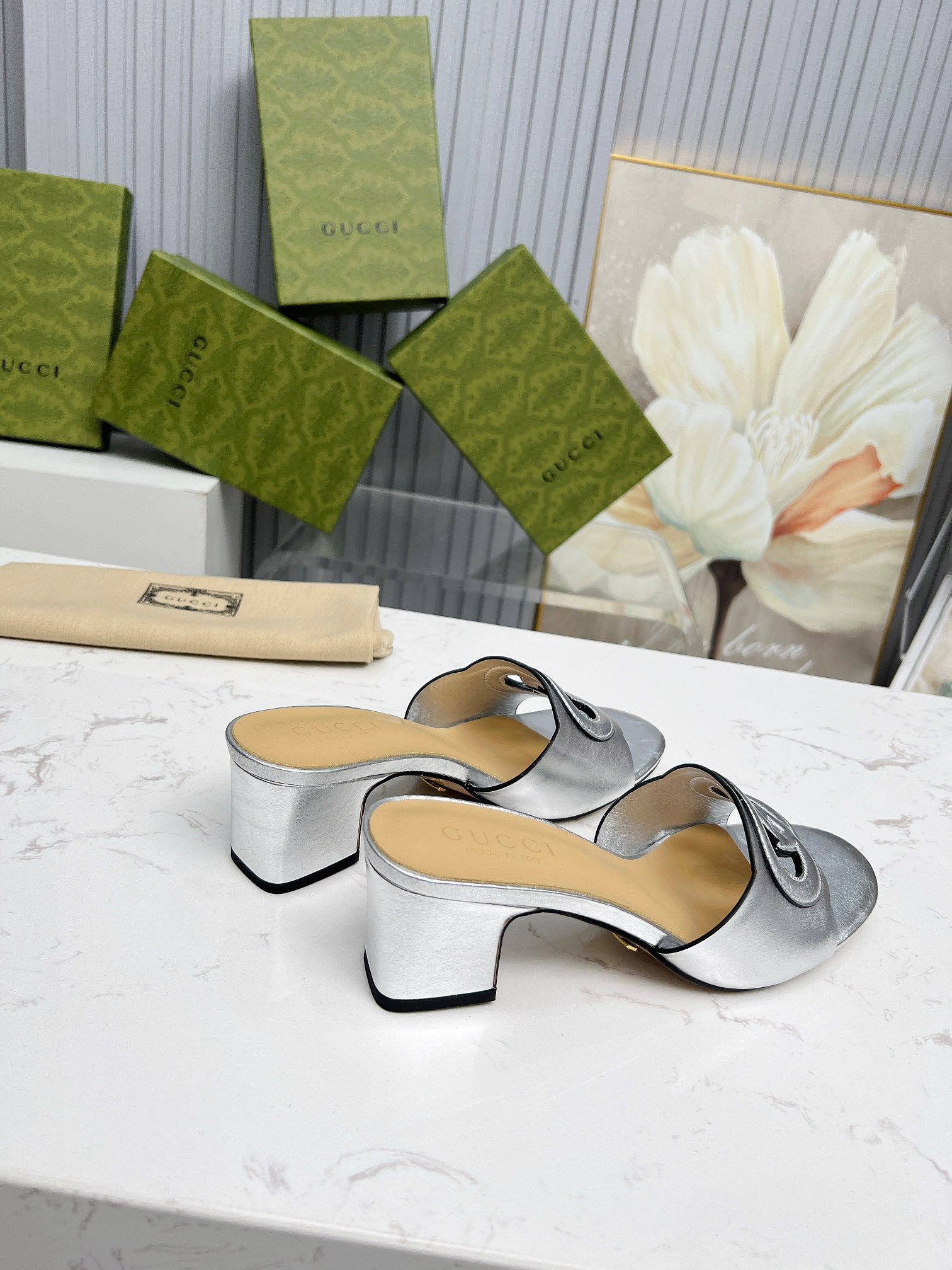 Z2X56B33 Popular high-quality leather Shoes 5.5cm